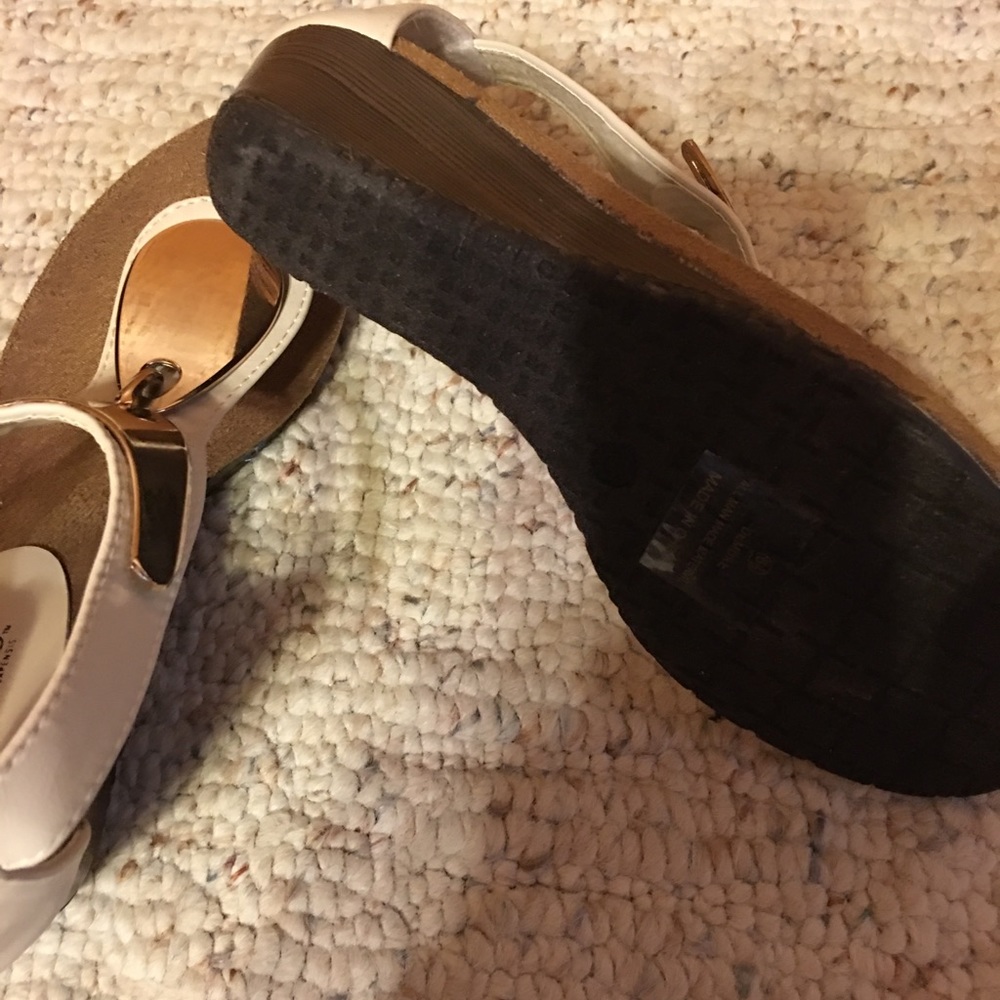 2” sandals, off white with gold accents. - Picture 4 of 4